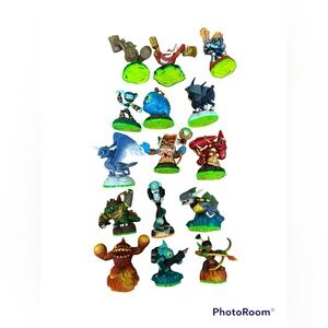 Spyro’s Adventure 15 piece Character Pack bundle lot open loose